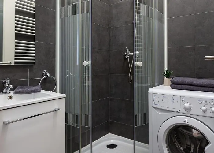 Urania Apartman *