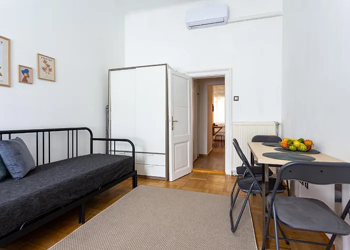 Apartman Urania