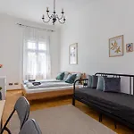 Lägenhet Urania Budapest