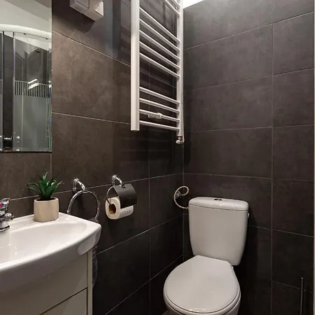 Apartament Urania *