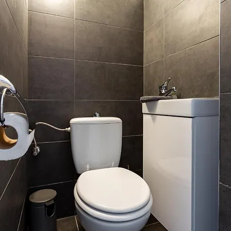 Apartament Urania *